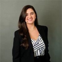 Beatriz F.