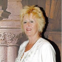 Lyn Davies