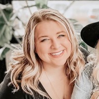 Ashley Weaver, Mba
