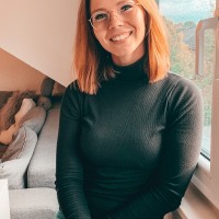 Julia Ruhl
