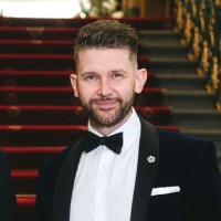 Dan Thomas