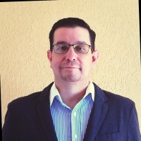Héctor Flores