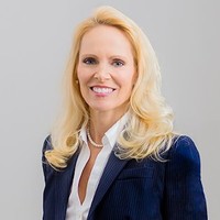 Kimberly Lee