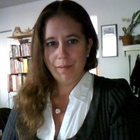 Julie Favreau