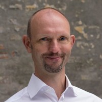 Dan G Nielsen