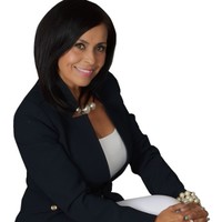 Sonia R. Segura