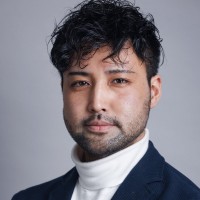 山岡寿成