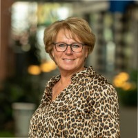 Sandra Van Mosel