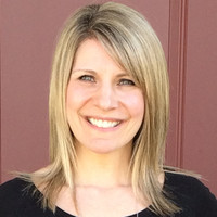 Vicki Lynch