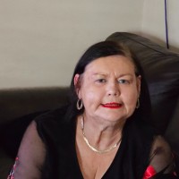 Robyn Thompson