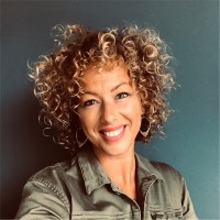 Stephanie Bol