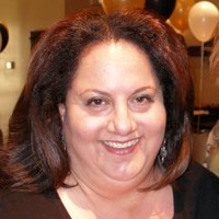 Lori Tibshraeny