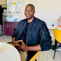 Davison Musanshiko