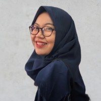 Lolita Sari
