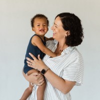 Sarah Barker, Mba