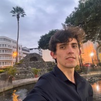 Carlos López