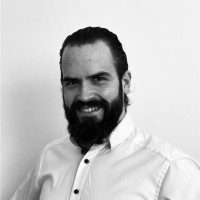Peter Schneider