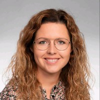 Janine Velthuis