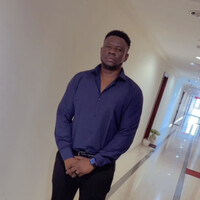 Tosin Gbolade