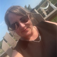 Julie Bromley