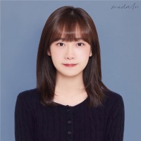 Lyn Lee