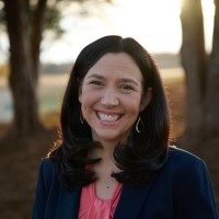 Dr. Eileen Flores, Lcsw