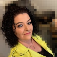 Carola Van Es