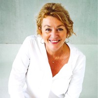 Jacqueline Van Vreden