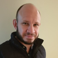 Stuart Piesanie