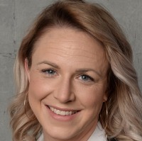 Sandra Schultz