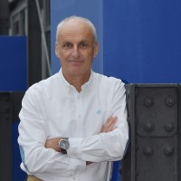 Dr. Frank Laurich