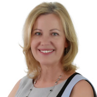 Yvonne Cheechov, Realtor