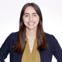 Daniela Vazquez, Pe