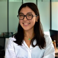 Cécilia Hua