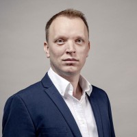 Bardh Knöpfel