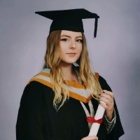 Chloe Lowe