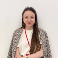 Alina Neshchebna