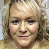 Lesley McNee