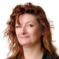 Annemieke Van Den Hooff