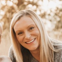 Stephanie Pratt, Psm