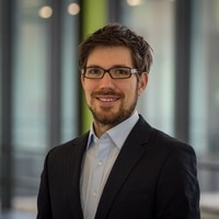 Dr. Thomas Bendel