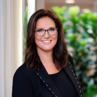 Dr. Valerie Höllinger Mbl, Mba