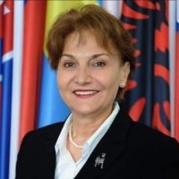 Ermelinda Meksi