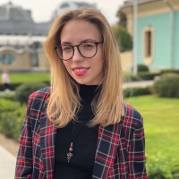 Alina S.