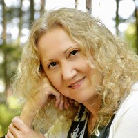 Debra Hollinrake