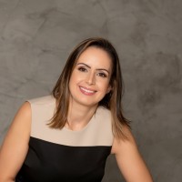 Débora Araújo