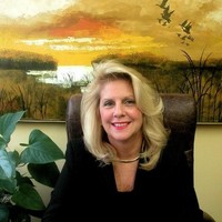 Lynn Farrell