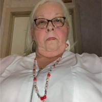 Gloria Dixon