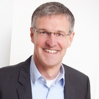 Dr. Gregor Kemper