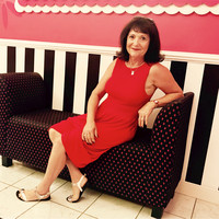 Dr. Beverly Curry